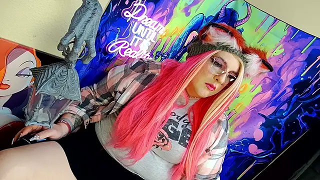 Blakelytgirl online show from May 2026 05:20:02 PM