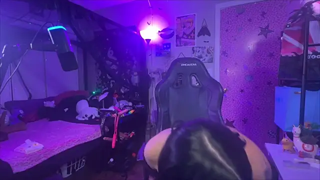 marleymaxwell online show from April 2026 06:44:02 AM