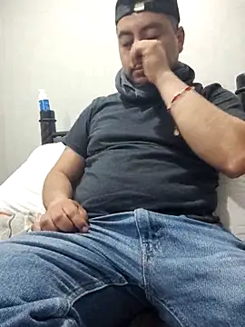 Potro23hotzen online show from November 2025 08:08:02 PM