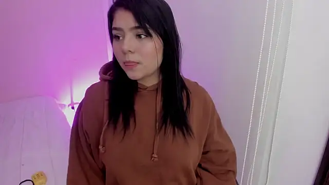 Oriana Guzman online show from April 2026 04:41:01 AM