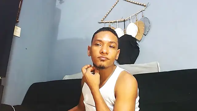 Grandeygruesa1 online show from April 2026 06:39:01 AM