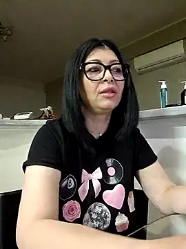 Milf Abigail online show from March 2026 02:33:02 AM