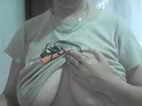 AnaXBerry online show from July 2026 06:51:01 AM