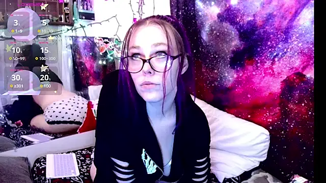 EverlyEster online show from February 2025 08:07:01 AM