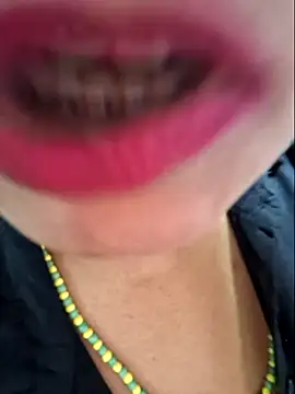 gatadeojosclaros online show from July 2026 10:50:02 PM