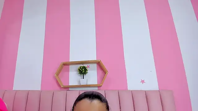 ISABELLA 020 online show from March 2026 12:31:01 PM