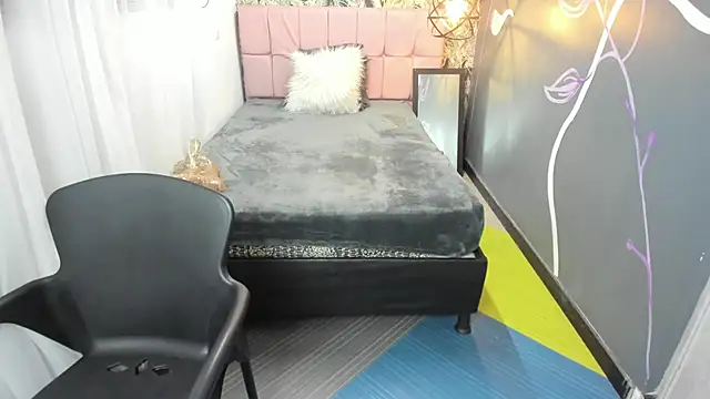 EmmaaEvans  online show from January 2025 11:54:02 AM