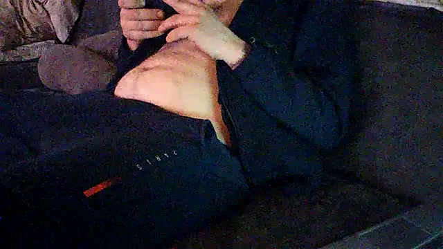 kiksnap-meistro5 online show from April 2026 04:59:01 AM