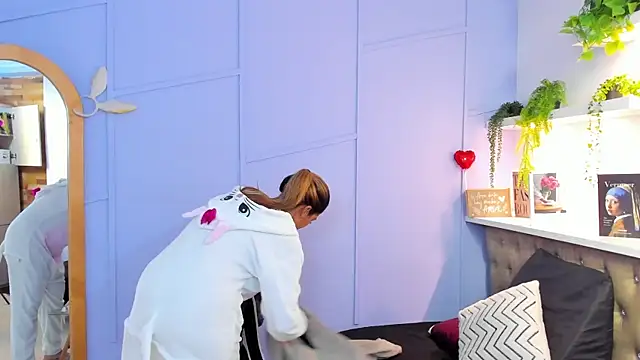 Snapshot of Georgina-coule chatting on March 2025 12:22:01 PM Georgina-coule online show from March 2025 12:22:01 PM