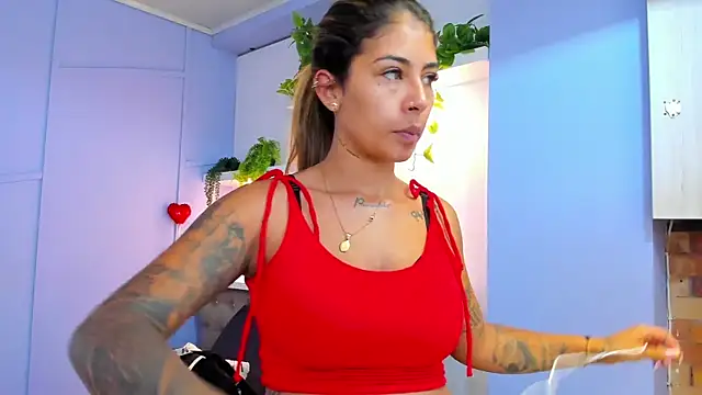 Snapshot of Georgina-coule chatting on March 2025 12:09:01 PM Georgina-coule online show from March 2025 12:09:01 PM