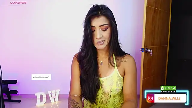 Dannawells online show from April 2026 11:29:02 PM