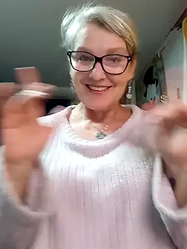 irinamaux online show from April 2026 02:09:02 PM