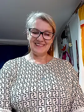 irinamaux online show from April 2026 08:18:02 AM