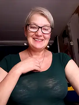 irinamaux online show from June 2026 03:44:01 AM