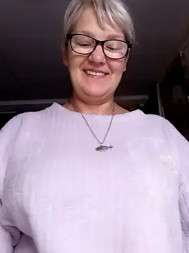 irinamaux online show from July 2026 05:14:01 AM
