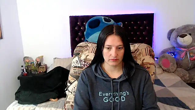 Lorenahot 06 online show from March 2026 06:00:01 PM