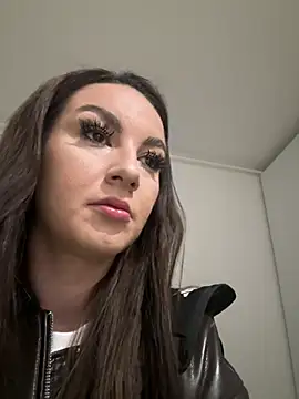 SecretSienna online show from March 2026 02:29:01 AM