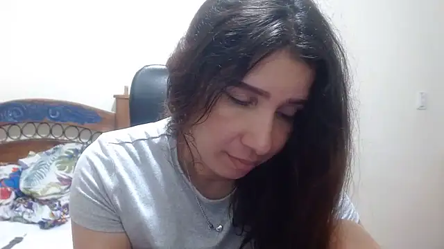 Snapshot of Ainhoa-hot chatting on June 2026 07:14:02 PM Ainhoa-hot online show from June 2026 07:14:02 PM