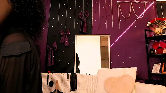 Wicked Hilde online show from September 2025 06:59:02 AM