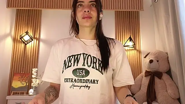 hannacruzsj online show from April 2026 07:51:02 PM