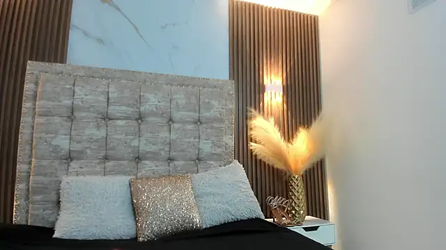 ada mclaine online show from November 2025 11:54:01 AM