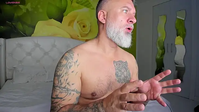 BlowMyXXL online show from December 2025 08:51:02 AM