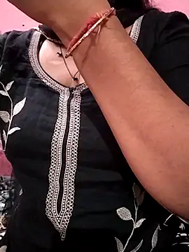 Cute nidhi online show from December 2024 04:58:02 AM