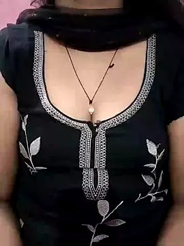 Cute nidhi online show from December 2024 07:55:01 AM