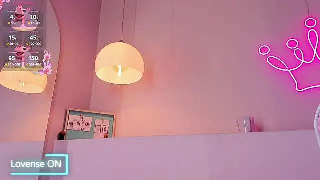 violeth hill online show from February 2026 06:36:02 PM