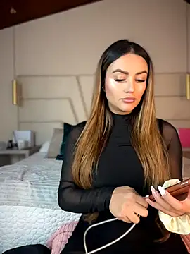 Miss ary online show from April 2026 11:47:01 AM