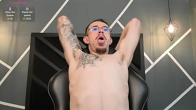 CodyWalkerR online show from September 2025 05:38:01 PM