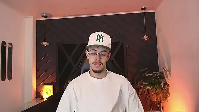 CodyWalkerR online show from March 2026 05:13:01 AM