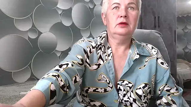 NicoleOlla online show from October 2025 03:26:02 AM