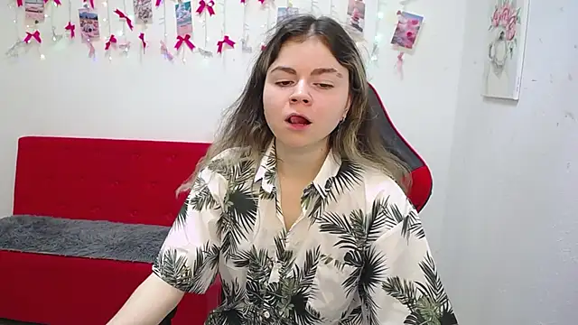 TinaRedly online show from May 2026 05:30:02 PM
