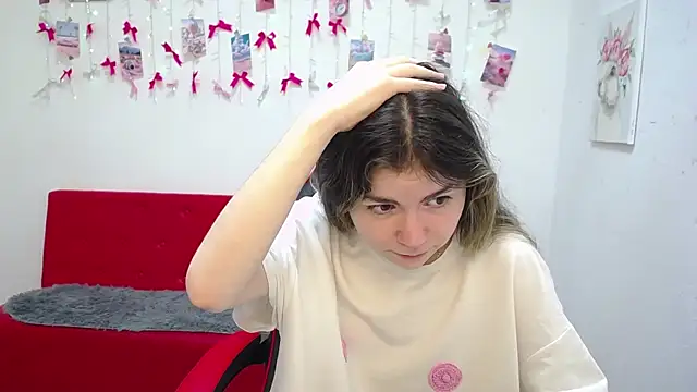 TinaRedly online show from May 2026 05:20:01 PM