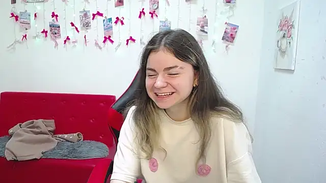 TinaRedly online show from May 2026 06:27:01 PM