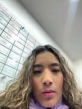 megan collins96 online show from June 2026 05:25:01 PM