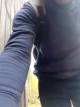 Snapshot of maleesa chatting on November 2025 06:35:02 AM maleesa online show from November 2025 06:35:02 AM