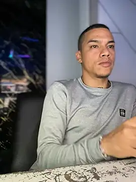 Snapshot of Osiiriis chatting on March 2025 05:59:02 AM Osiiriis online show from March 2025 05:59:02 AM