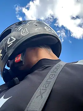 Snapshot of Osiiriis chatting on September 2025 08:42:01 PM Osiiriis online show from September 2025 08:42:01 PM