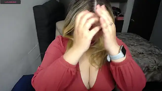 Valentina St online show from July 2026 09:49:02 PM