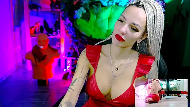 MonicaMaxwel online show from December 2025 11:16:02 AM