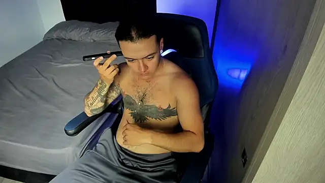male pussy online show from May 2026 04:36:02 PM