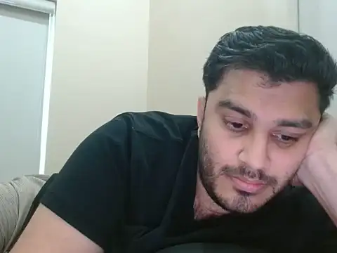 Snapshot of robintoit chatting on June 2026 03:29:02 AM robintoit online show from June 2026 03:29:02 AM