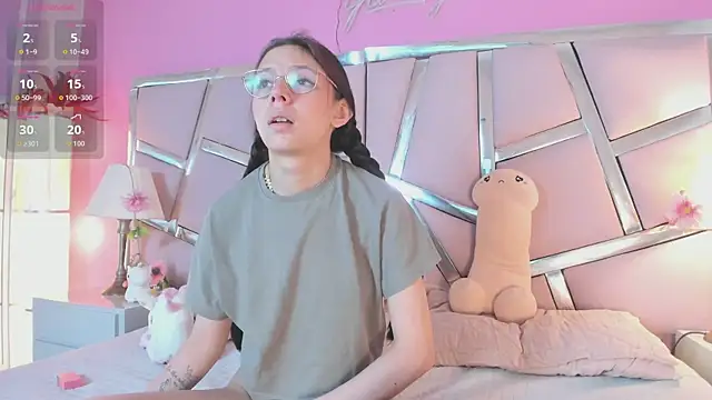 Bonniepark online show from April 2026 05:38:02 PM