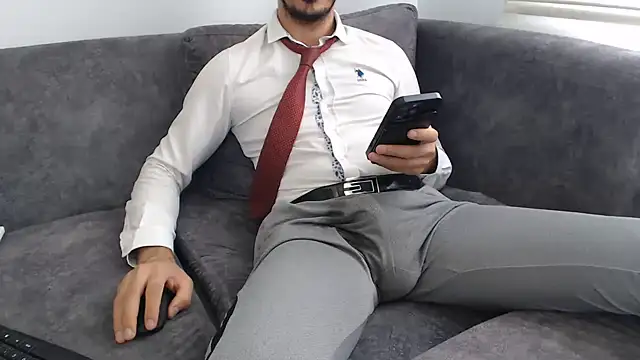 Naughtb0y online show from July 2026 10:30:01 AM