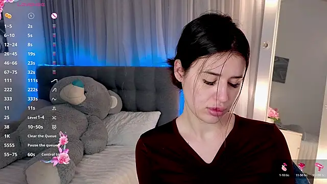 Milkissss online show from April 2026 04:40:01 AM