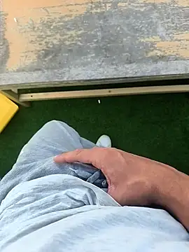 Snapshot of MalagaTop02 chatting on April 2026 03:09:02 PM MalagaTop02 online show from April 2026 03:09:02 PM