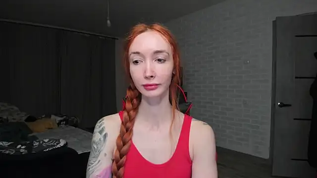 Roxy Silver online show from December 2025 07:11:02 PM