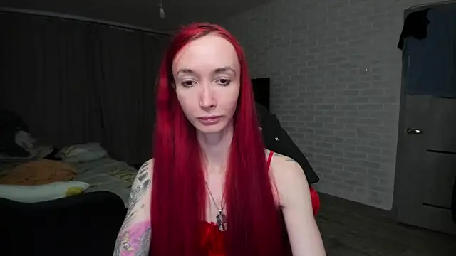 Roxy Silver online show from January 2026 12:30:01 PM